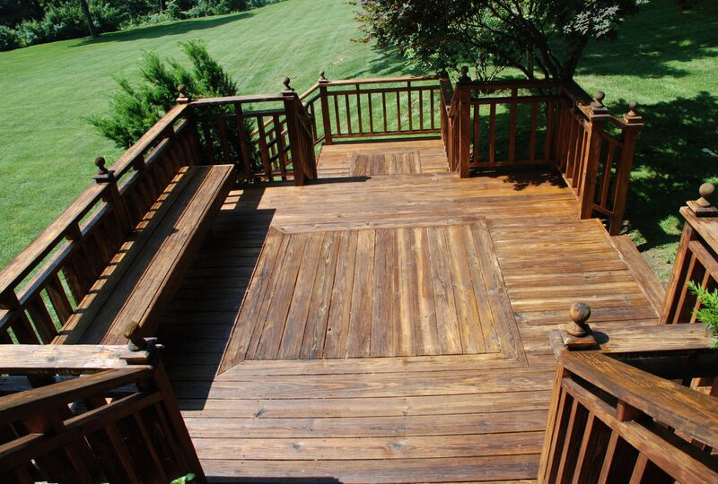 Deck Staining In Omaha